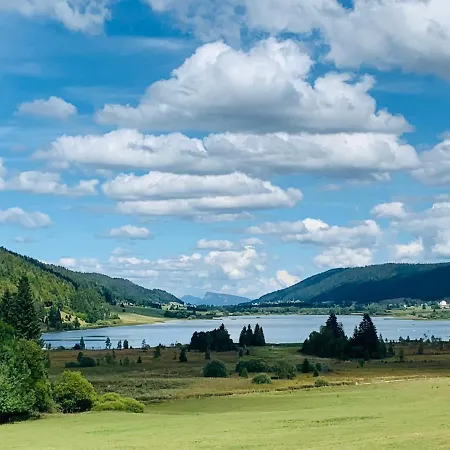 招待所 La Romely 阿泽尔