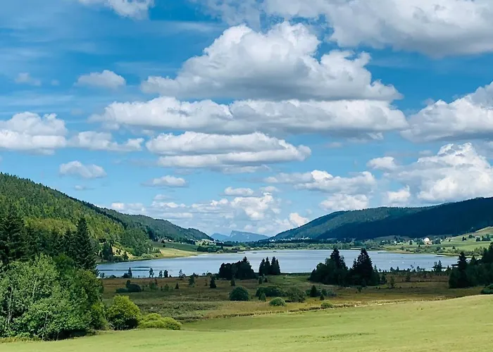 招待所 La Romely 阿泽尔